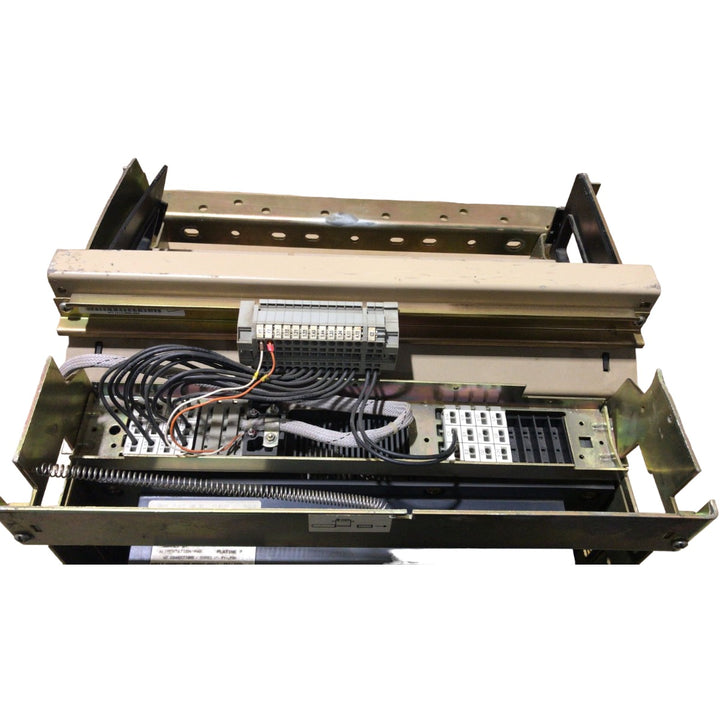 Disjuntor Moeller IZM 32 HD-3200 3P 690V 3200A 75KA - Cabo Eletro