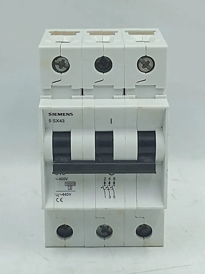 Disjuntor Tripolar Siemens 5SX43 C16 400V - Cabo Eletro