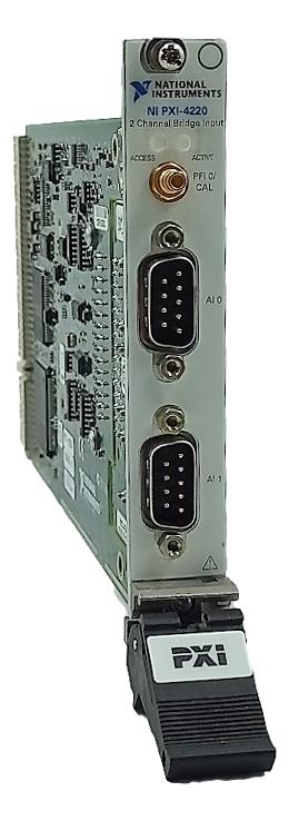 Módulo de Entrada de Tensão National Instruments NI PXI-4220 - Cabo Eletro