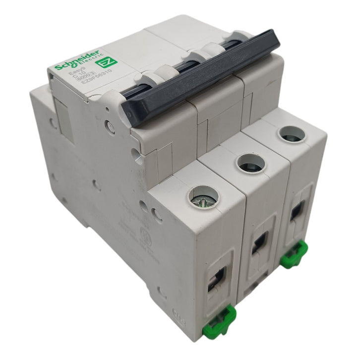 Disjuntor Tripolar Schneider Easy9 C 10 EZ9F56310 10A - Cabo Eletro