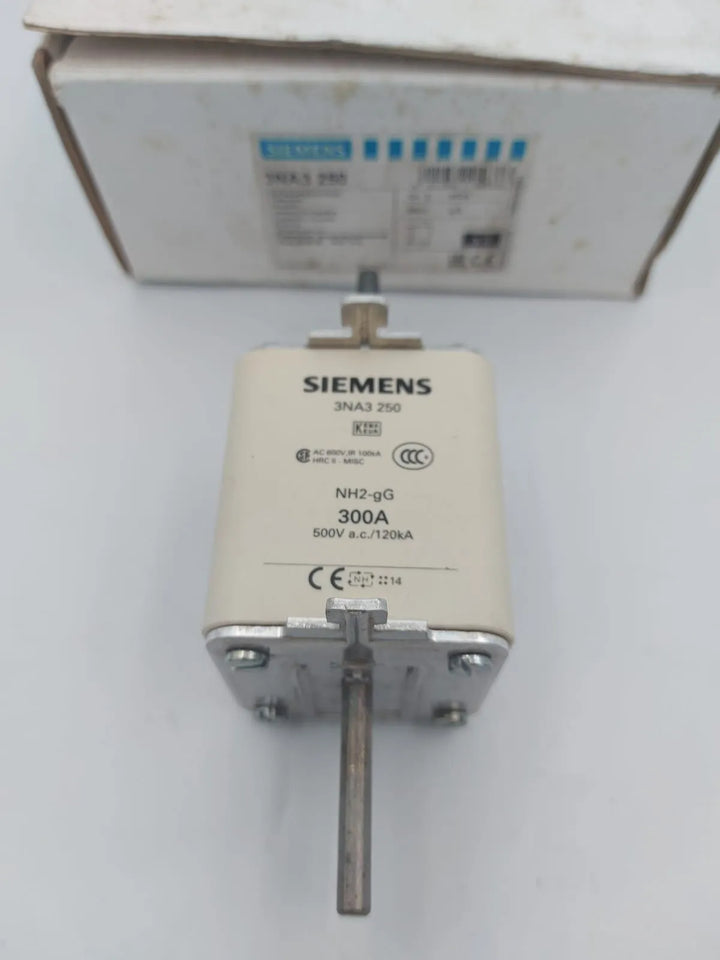 Fusível Siemens 3NA3 250 Nh2gG 300a 500v 120kA - Cabo Eletro