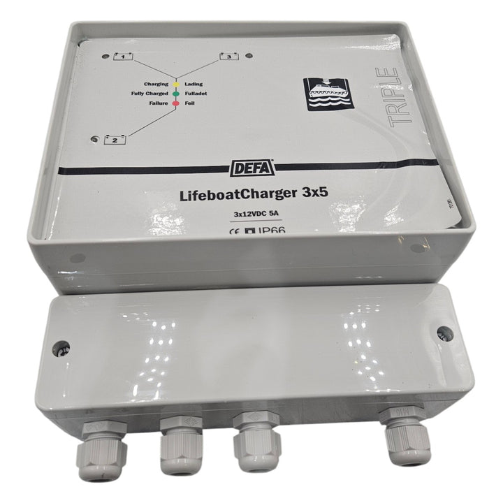 Carregador de Bateria DEFA LifeboatCharger 3x5 12vDC - Cabo Eletro