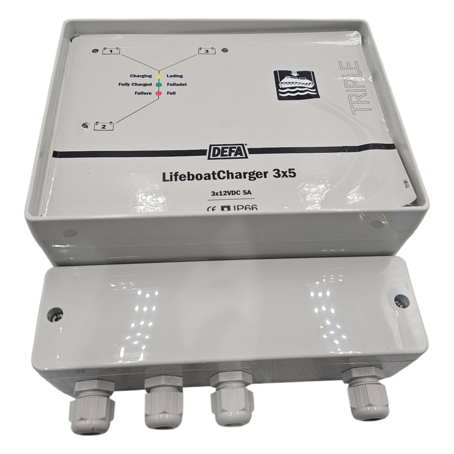 Carregador de Bateria DEFA LifeboatCharger 3x5 12vDC - Cabo Eletro