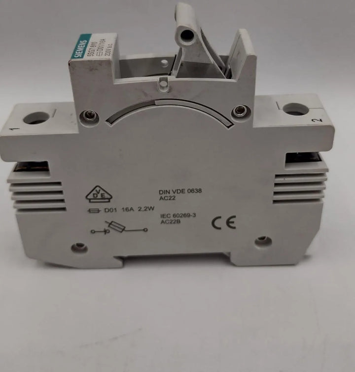 Chave Seccionadora Siemens 5SG7 610 D01/16A 230V - Cabo Eletro