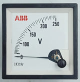 Voltímetro Analógico FM ABB Volt FM Lig dir 72X72 250v - Cabo Eletro