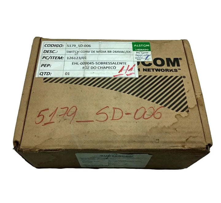 Switch Ruggedcom RCM40-24-L2L2 MC40-0109-04568 - Cabo Eletro