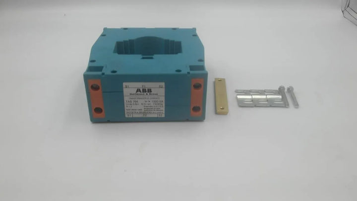 Transformador de Corrente ABB TAS 704 1000-5A - Cabo Eletro