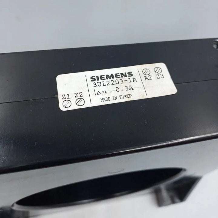 Transformador de Corrente Siemens 3UL2203-1A 0,3A - Cabo Eletro