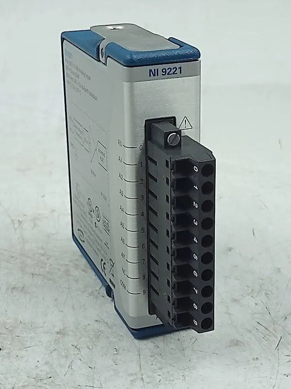 Módulo CAN National Instruments NI 9221 8 portas - Cabo Eletro