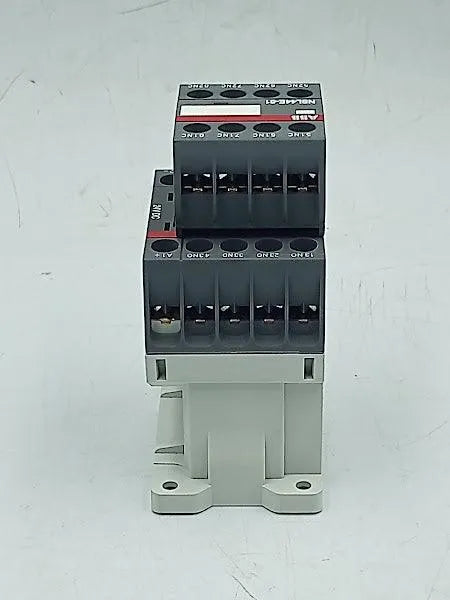 Relé Contator Abb NSL44E-81 690V 10A - Cabo Eletro