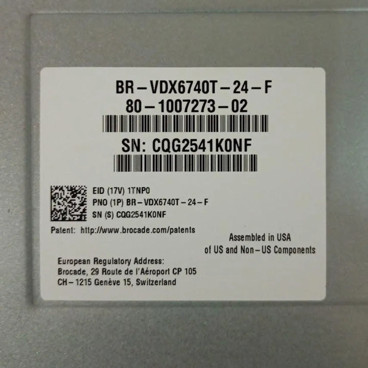 Switch Brocade BR-VDX6740T-24-F 48 Portas - Cabo Eletro