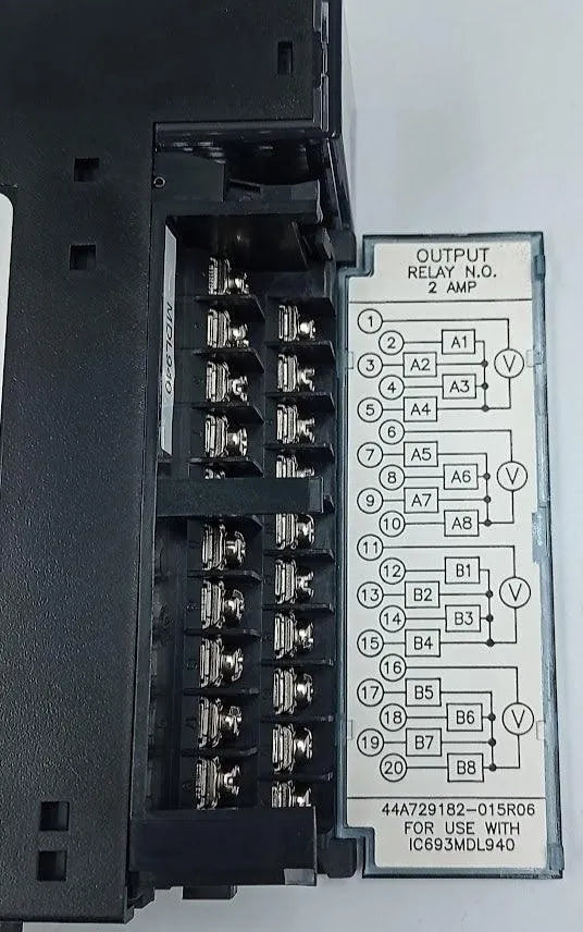 Módulo de Saída Ge Fanuc IC693MDL940H - Cabo Eletro