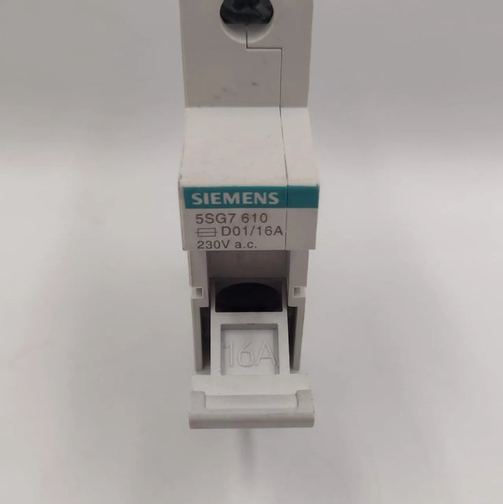 Chave Seccionadora Siemens 5SG7 610 D01/16A 230V - Cabo Eletro