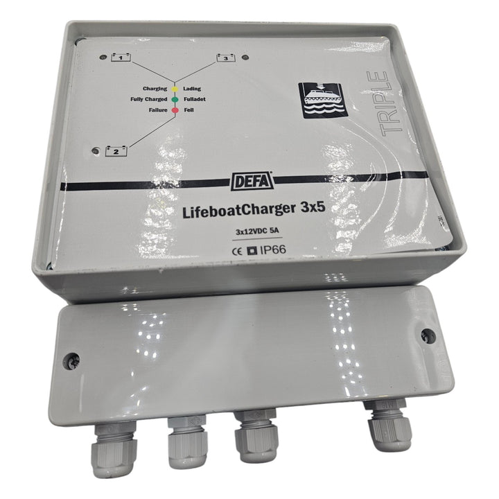 Carregador de Bateria DEFA LifeboatCharger 3x5 12vDC - Cabo Eletro