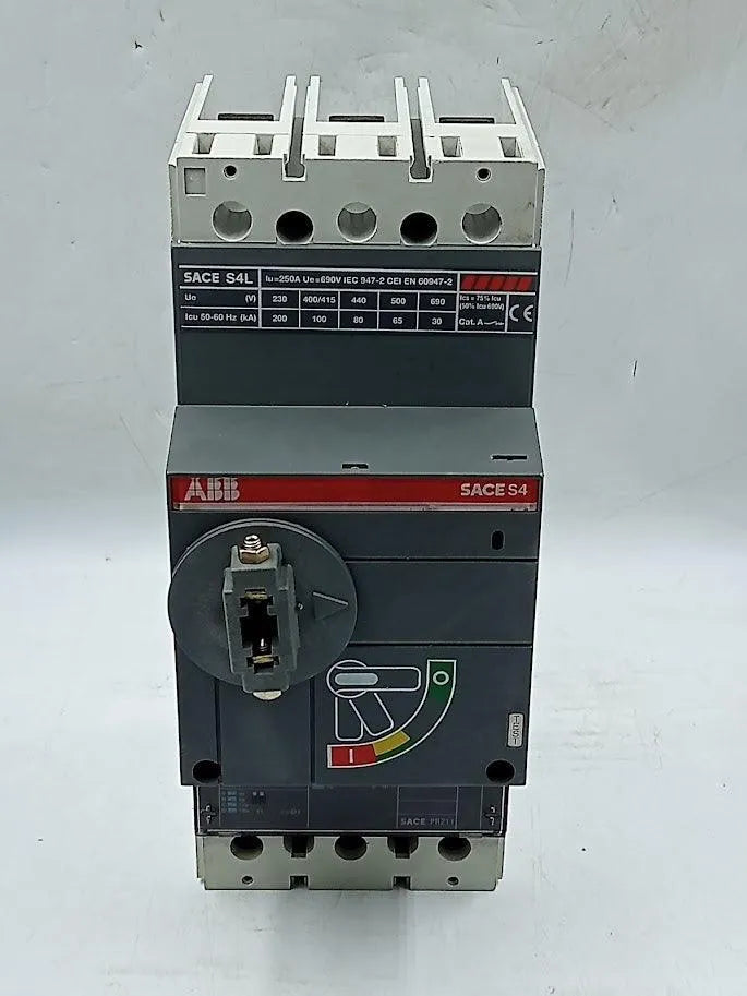 Disjuntor Abb Sace ISOMAX S4 L 250 690V 250A 50/60Hz - Cabo Eletro