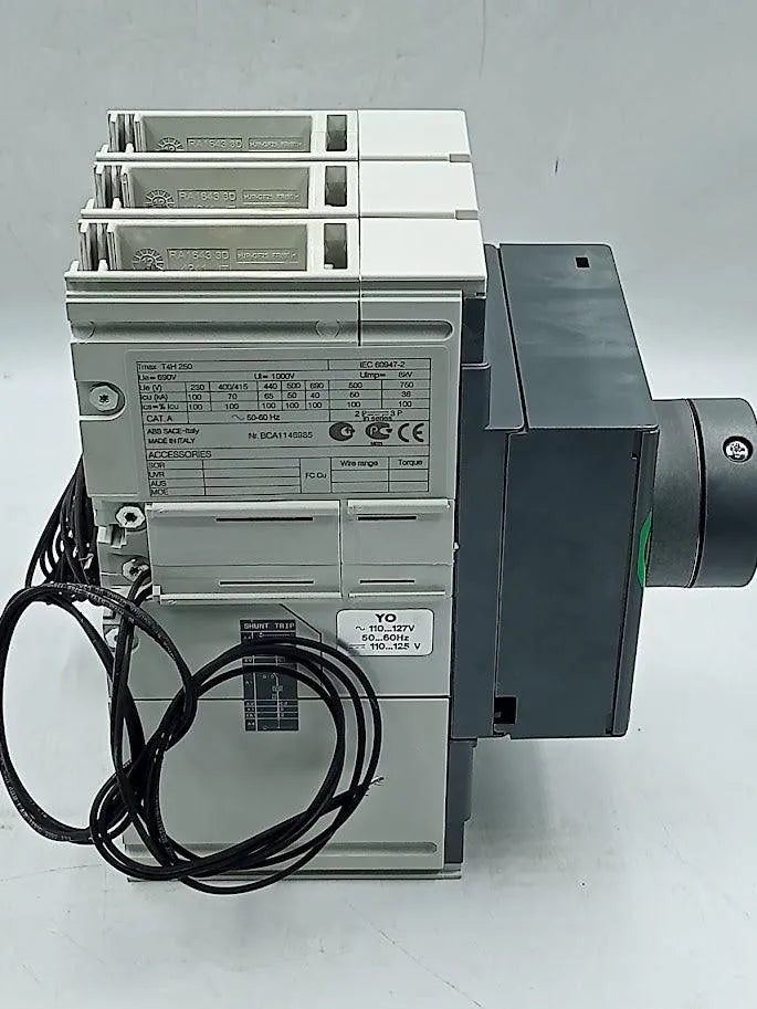 Disjuntor Abb Sace TMAX T4H 250 1000V 250A 8kV 50/60Hz - Cabo Eletro